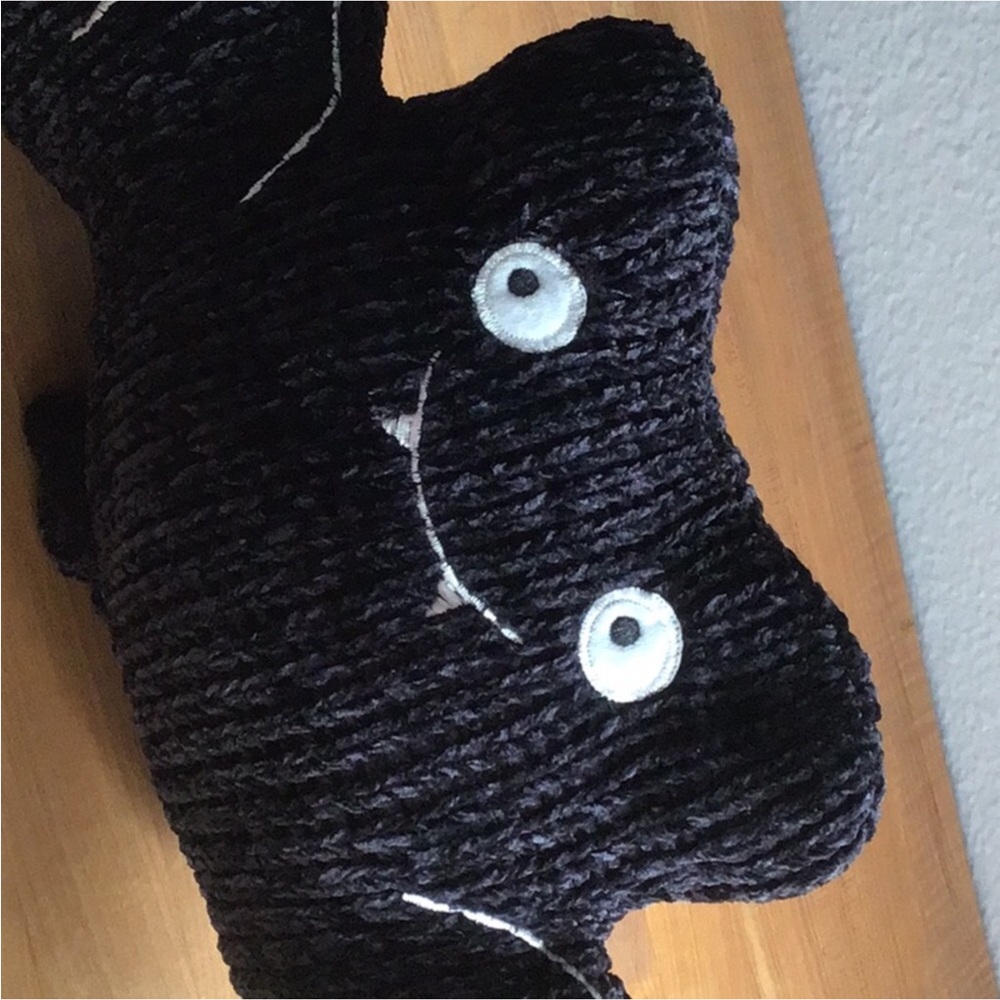 CHENILLE BAT PILLOW (WEIGHTED)- NWT